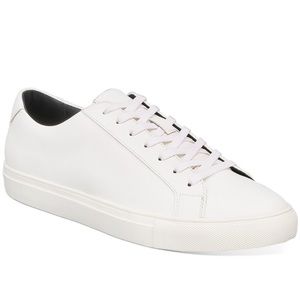 Alfani men’s sneaker